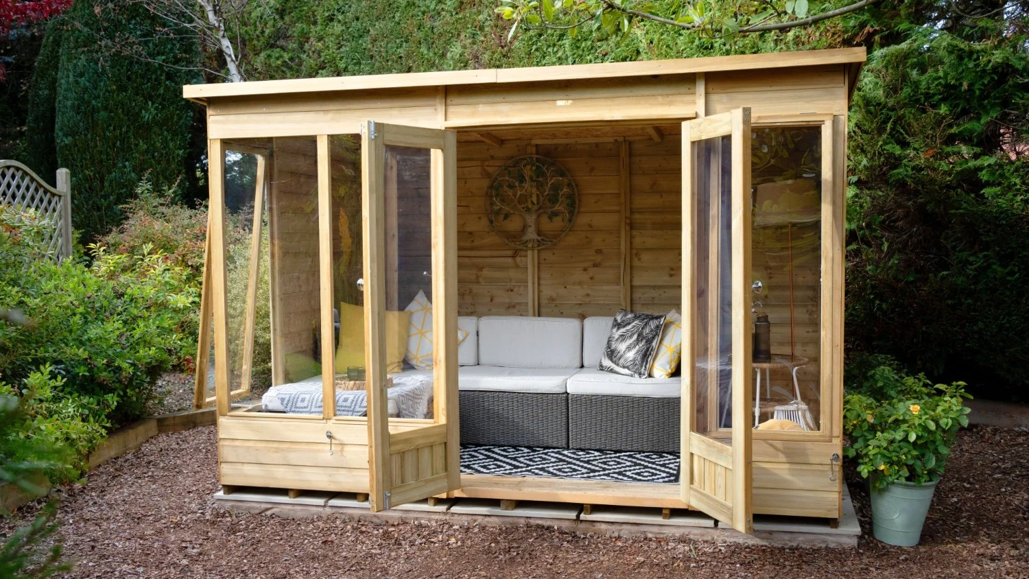 Beckwood Summerhouses Offer a Fresh Take on the Modern Garden Retreat