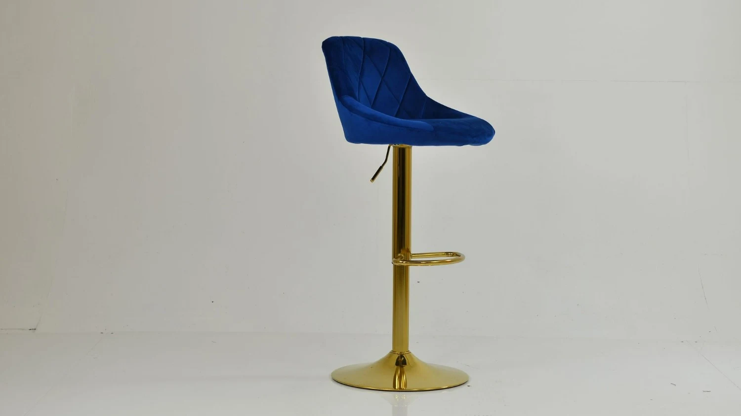 Neo Deco Made Comfortable: Lakeland Furniture Reimagines an Iconic Style