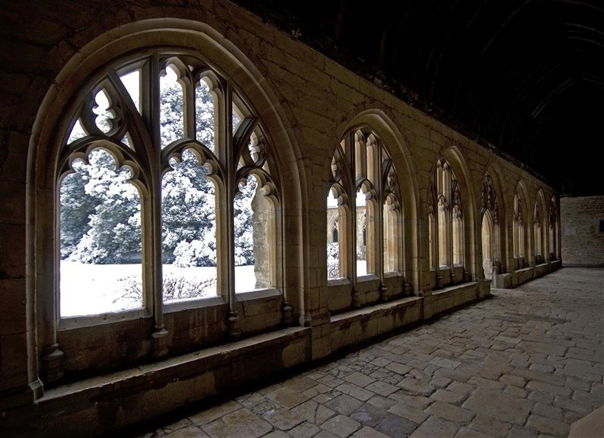 Celebrate the season by staying in an atmospheric Oxford or Cambridge college this December