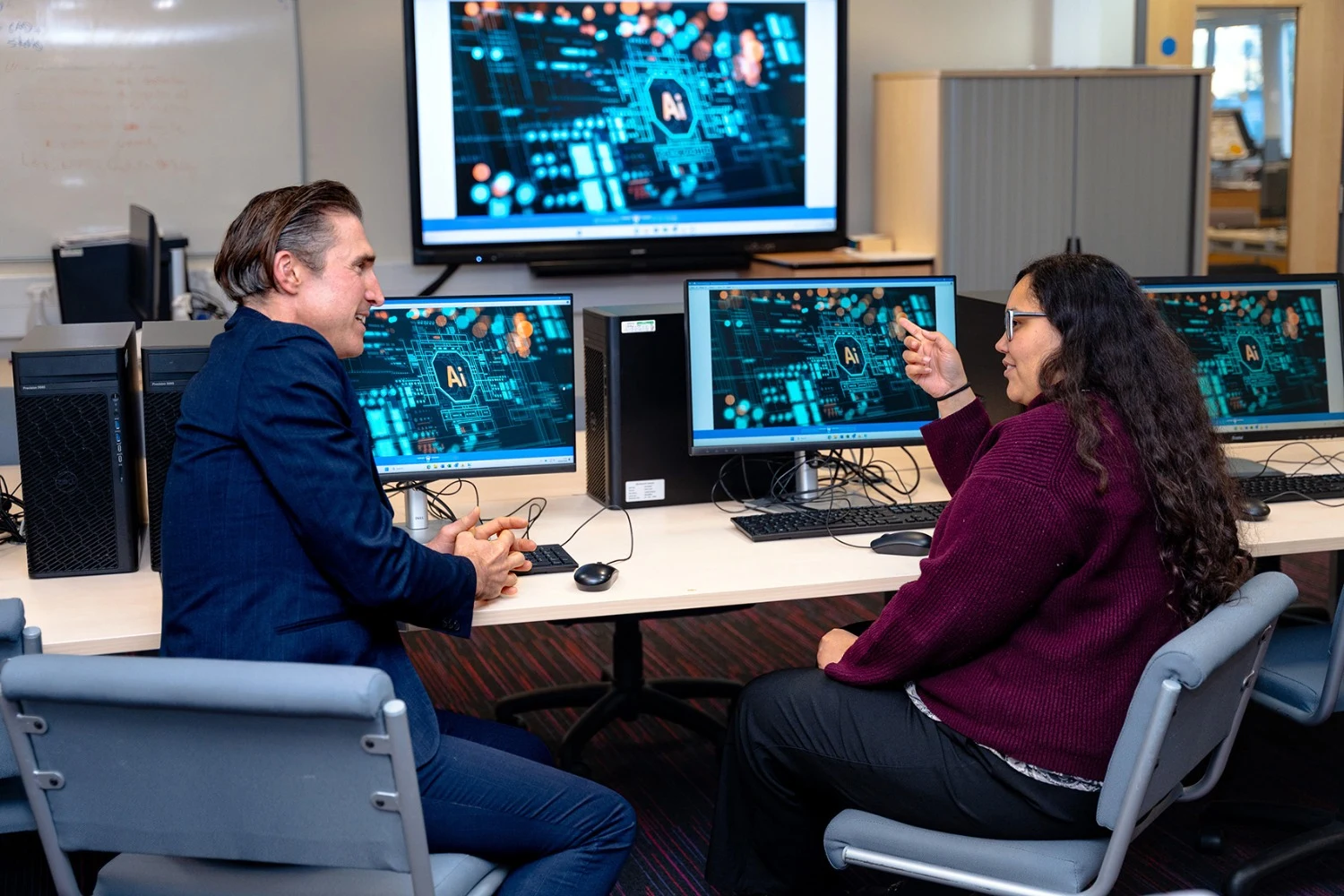 Free college AI course provides a springboard into hi-tech careers