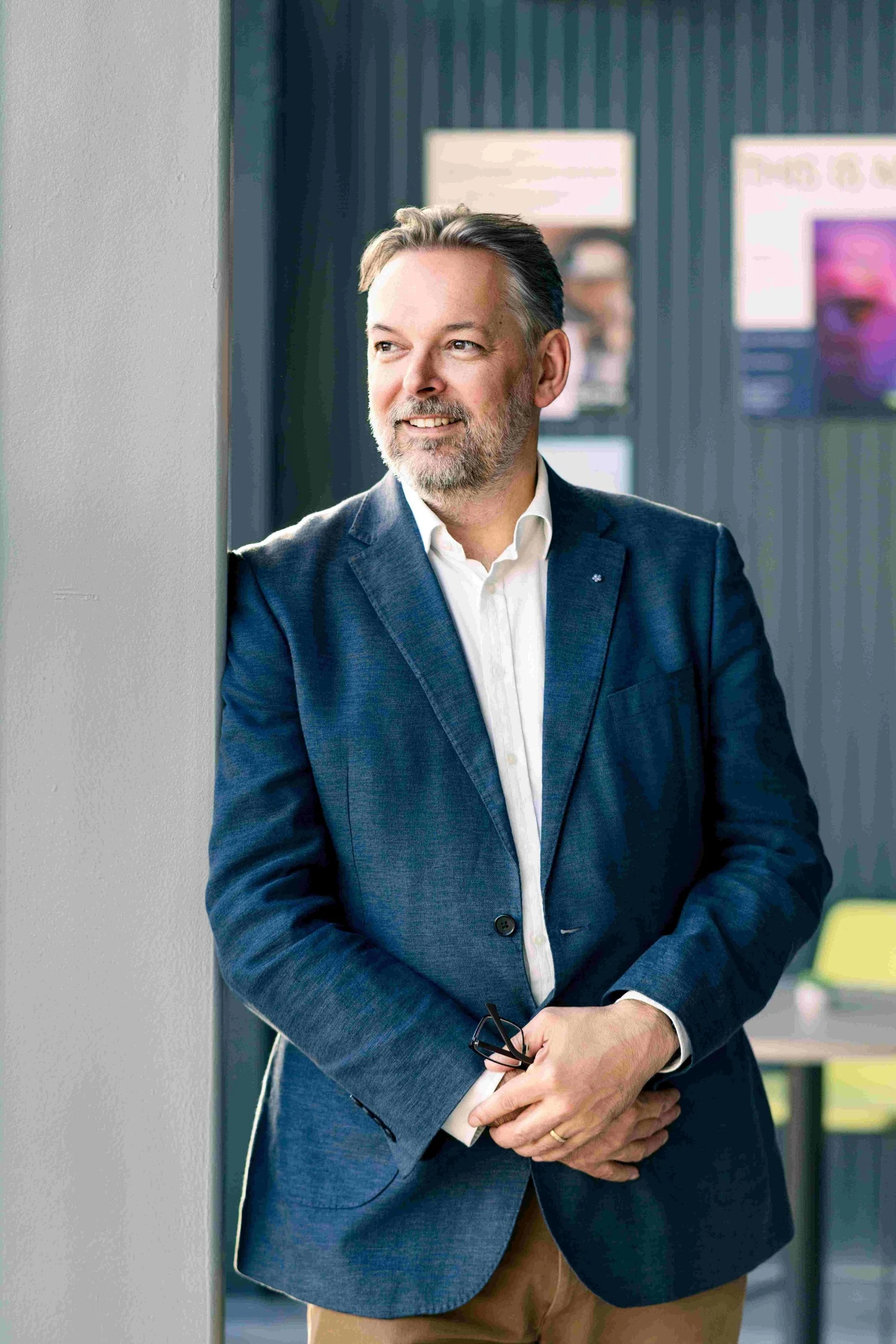 Outplacement Leader Offers Candidates ‘Golden’ Interview Tips Amid Crowded Job Market
