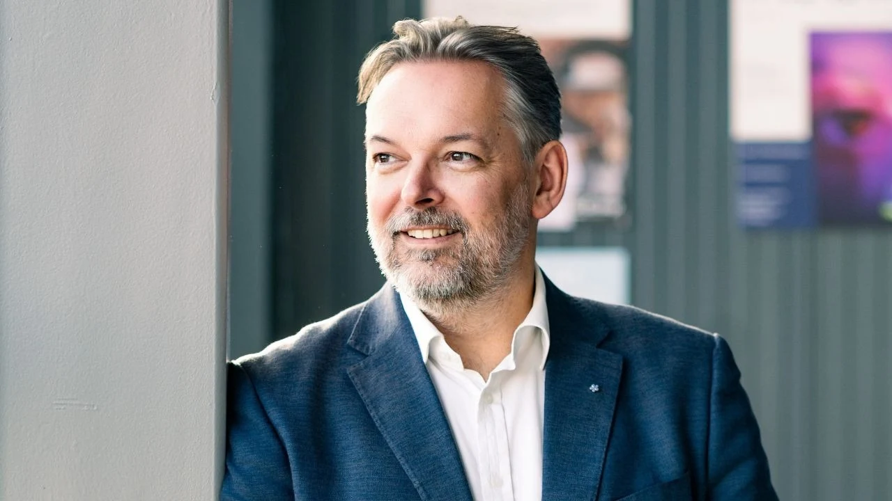 New Report Reveals Growing Trust Gap Between Employees and Employers